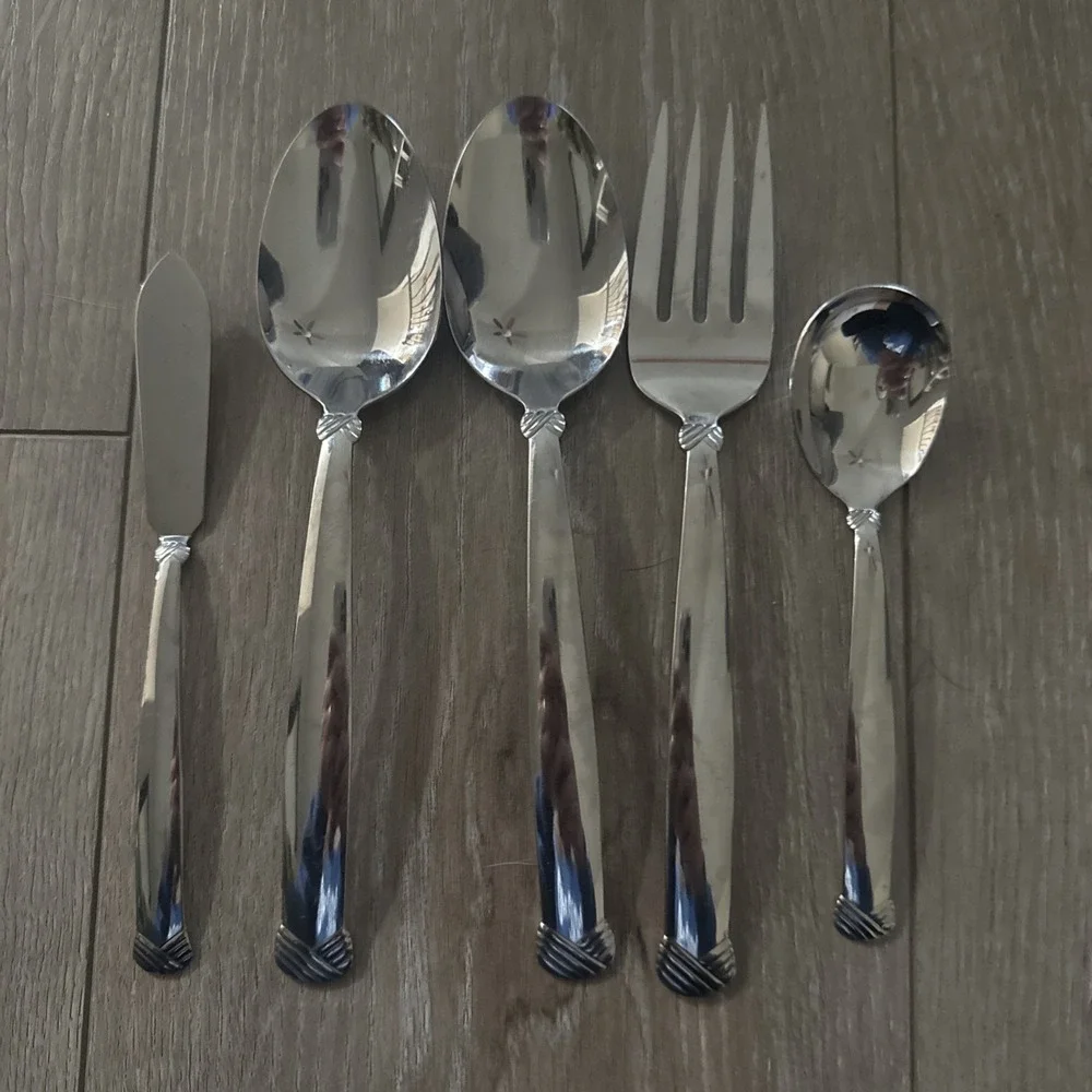 Oneida Rattan Stainless Glossy Serving Set USA Silverware Flatware‎ Set of 5